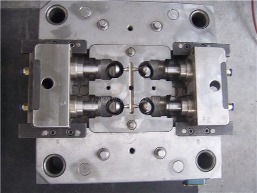 亚洲精品久久久无码模具告訴您,如(rú)何提高模具零配(pèi)件加工質量? 亚洲精品久久久无码模具告訴您,如何提高模具零配件加工質量(liàng)?