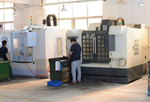 內高壓成型模具的概念及原理（lǐ）