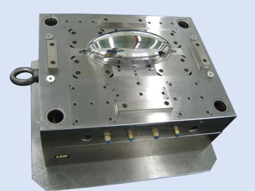 注塑模具要求熱（rè）流道的熔料平（píng）衡充（chōng）填模具