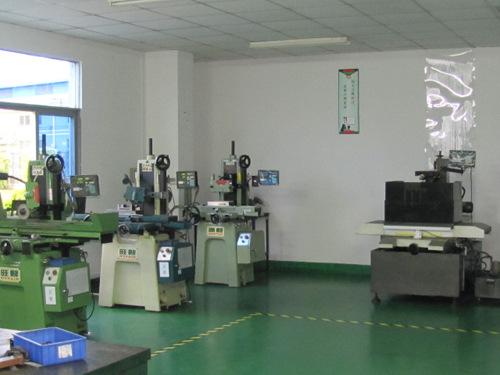 注（zhù）塑模具製造斜導柱滑（huá）塊的耐磨塊結構和要（yào）求