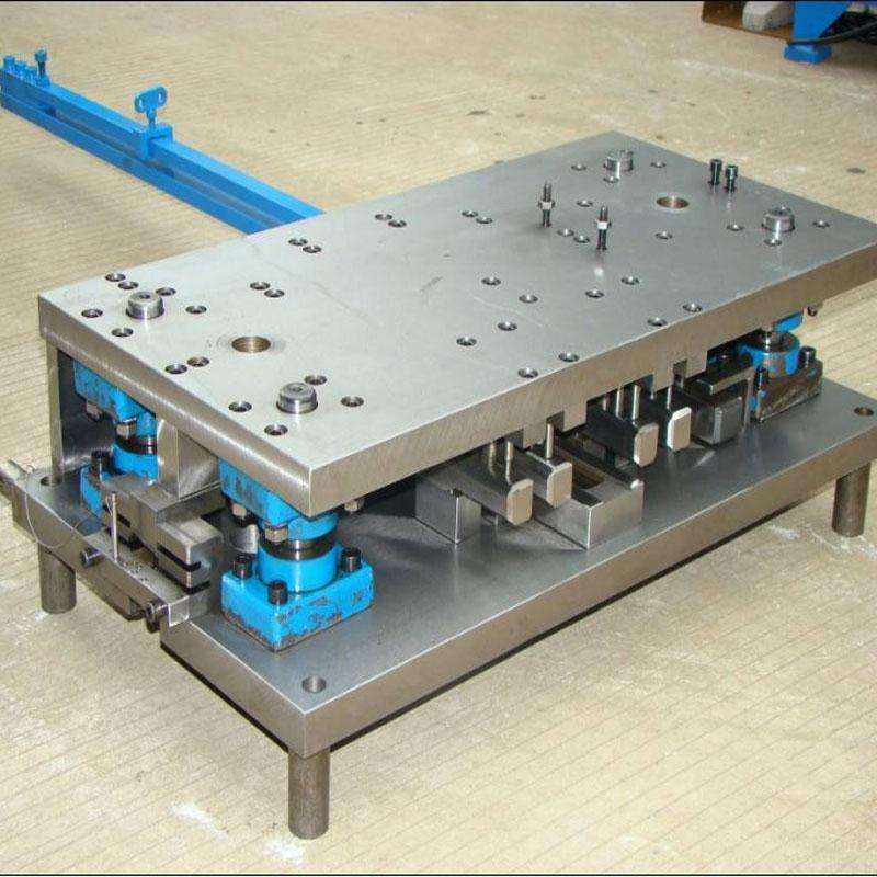 衝（chōng）壓（yā）模具分類與行業術語，基礎要了解！