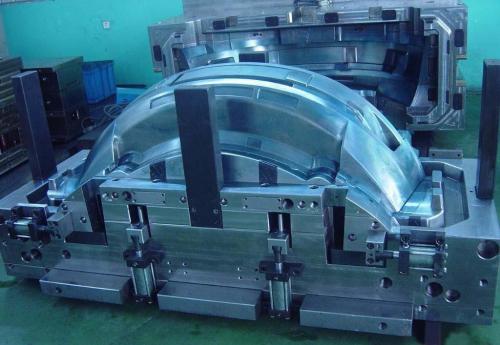 深(shēn)圳塑膠模具廠,模具維護中的常見問題解(jiě)決方法 深圳塑膠模具廠,模具維護中的常見問(wèn)題解決方法